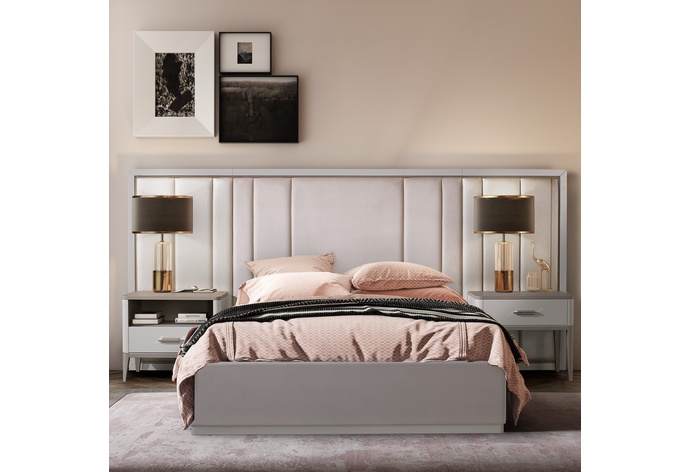 Bourbon Bed
