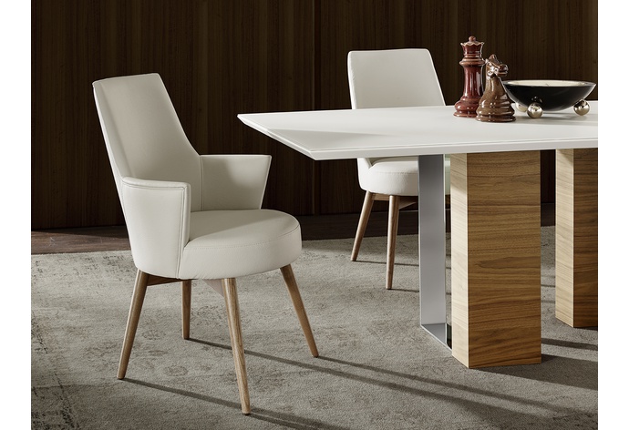 Miola Dining Table