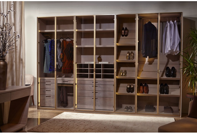 Essencial Wardrobe Showroom Sample