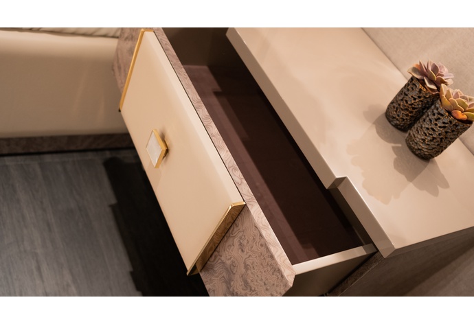 Scarlett Nightstand